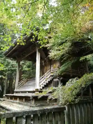 五所駒瀧神社の本殿・本堂