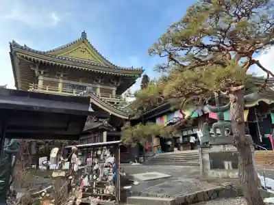 善光寺大勧進の{uncategorized: "未分類", other: "その他", undefined: "問題あり", building: "その他建物", grave: "お墓", sacred_gate: "鳥居", guardian: "狛犬", statue: "像", buddha: "仏像", history: "歴史", nature: "自然", garden: "庭園", animal: "動物", pagoda: "塔", temizu: "手水舎", mountain_gate: "山門・神門", sanctuary: "本殿・本堂", subordinate: "末社・摂社", art: "芸術", scenery: "景色", jizo: "地蔵", ema: "絵馬", goshuin: "御朱印", omikuji: "おみくじ", items: "授与品その他", amulet: "お守り", goshuincho: "御朱印帳", eats: "食事", festival: "お祭り", votive_dance: "神楽", shichigosan: "七五三参", wedding: "結婚式", experience: "体験その他", initially: "初詣", around: "周辺", anti_infection: "感染症対策"}