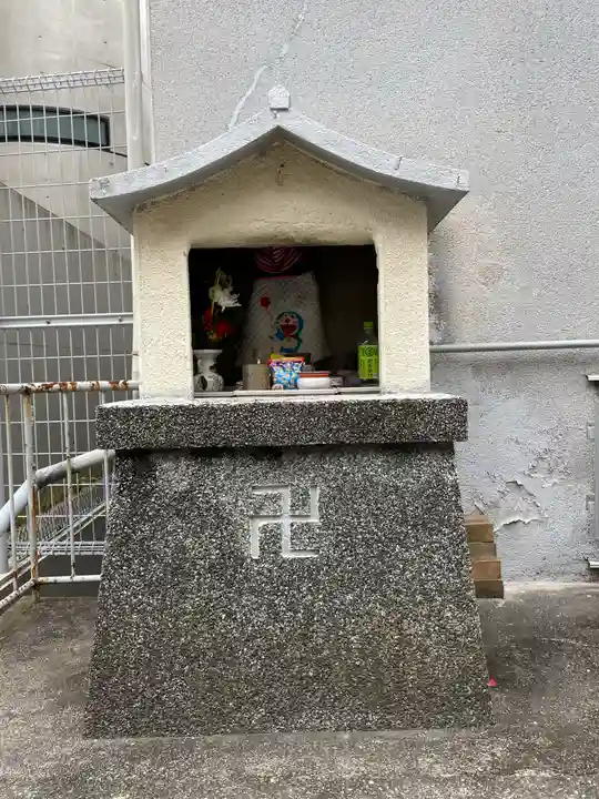 地蔵尊(熊内町)の本殿・本堂