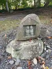 千歳神社の像