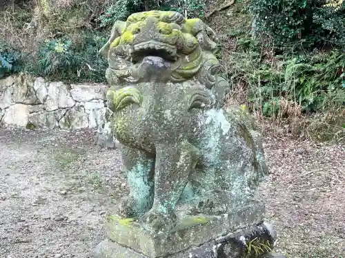 味水御井神社の狛犬