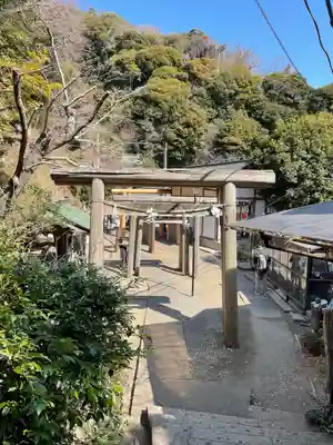 銭洗弁財天宇賀福神社(神奈川県)