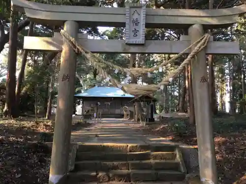 八幡神社の鳥居