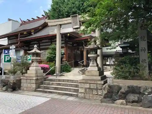 白龍神社の鳥居