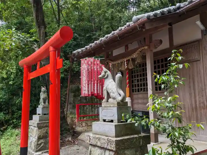 小向神社の{uncategorized: "未分類", other: "その他", undefined: "問題あり", building: "その他建物", grave: "お墓", sacred_gate: "鳥居", guardian: "狛犬", statue: "像", buddha: "仏像", history: "歴史", nature: "自然", garden: "庭園", animal: "動物", pagoda: "塔", temizu: "手水舎", mountain_gate: "山門・神門", sanctuary: "本殿・本堂", subordinate: "末社・摂社", art: "芸術", scenery: "景色", jizo: "地蔵", ema: "絵馬", goshuin: "御朱印", omikuji: "おみくじ", items: "授与品その他", amulet: "お守り", goshuincho: "御朱印帳", eats: "食事", festival: "お祭り", votive_dance: "神楽", shichigosan: "七五三参", wedding: "結婚式", experience: "体験その他", initially: "初詣", around: "周辺", anti_infection: "感染症対策"}