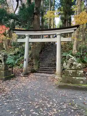 十和田神社の鳥居