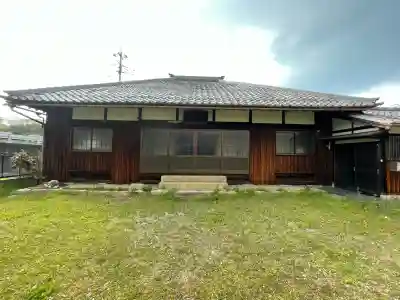 報慈寺の{uncategorized: "未分類", other: "その他", undefined: "問題あり", building: "その他建物", grave: "お墓", sacred_gate: "鳥居", guardian: "狛犬", statue: "像", buddha: "仏像", history: "歴史", nature: "自然", garden: "庭園", animal: "動物", pagoda: "塔", temizu: "手水舎", mountain_gate: "山門・神門", sanctuary: "本殿・本堂", subordinate: "末社・摂社", art: "芸術", scenery: "景色", jizo: "地蔵", ema: "絵馬", goshuin: "御朱印", omikuji: "おみくじ", items: "授与品その他", amulet: "お守り", goshuincho: "御朱印帳", eats: "食事", festival: "お祭り", votive_dance: "神楽", shichigosan: "七五三参", wedding: "結婚式", experience: "体験その他", initially: "初詣", around: "周辺", anti_infection: "感染症対策"}