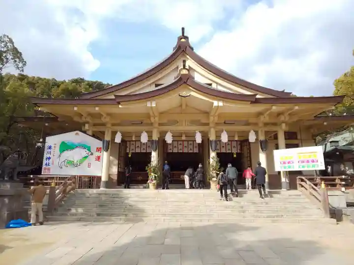 湊川神社の本殿・本堂