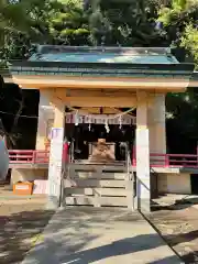 白山神社の本殿