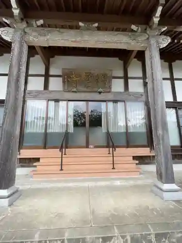 禮雲寺の本殿