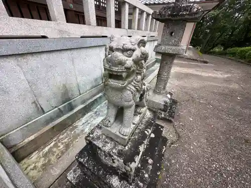 若宮神社の狛犬