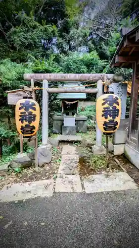 前原御嶽神社の鳥居