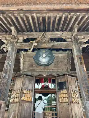 恵隆寺(立木千手観音)の本殿・本堂
