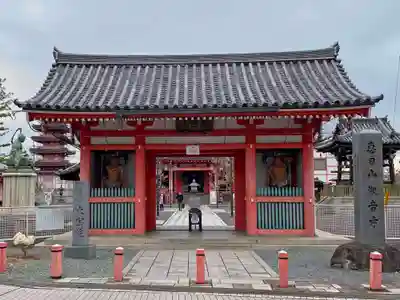 津観音の山門・神門