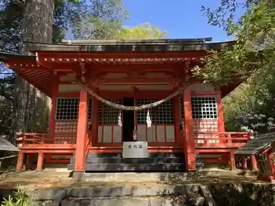 十根川神社の本殿
