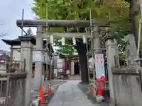 白幡八幡神社の鳥居