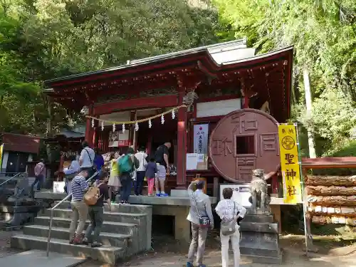 聖神社の本殿