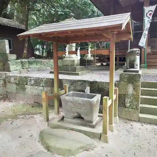 温泉神社の手水