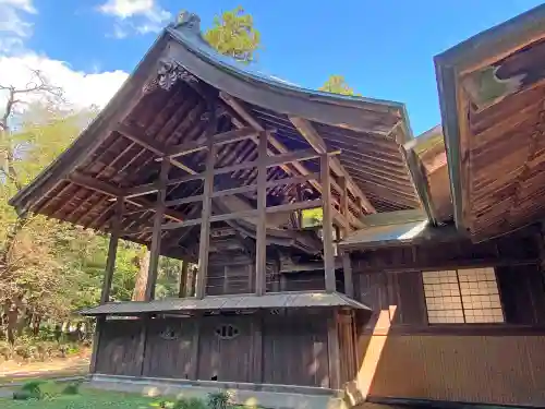 二宮赤城神社の本殿