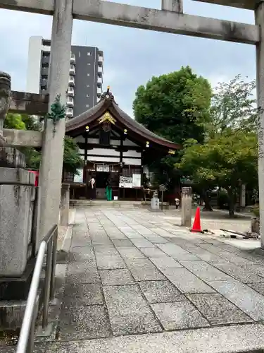 三輪神社の鳥居