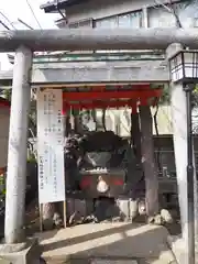 於玉稲荷神社の鳥居