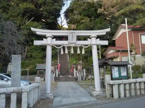 白旗神社（品濃白旗神社）(神奈川県)