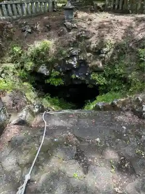 人穴浅間神社(静岡県)