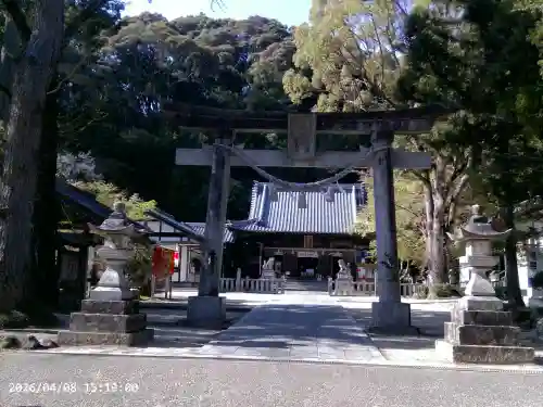 八幡神社松平東照宮の{uncategorized: "未分類", other: "その他", undefined: "問題あり", building: "その他建物", grave: "お墓", sacred_gate: "鳥居", guardian: "狛犬", statue: "像", buddha: "仏像", history: "歴史", nature: "自然", garden: "庭園", animal: "動物", pagoda: "塔", temizu: "手水舎", mountain_gate: "山門・神門", sanctuary: "本殿・本堂", subordinate: "末社・摂社", art: "芸術", scenery: "景色", jizo: "地蔵", ema: "絵馬", goshuin: "御朱印", omikuji: "おみくじ", items: "授与品その他", amulet: "お守り", goshuincho: "御朱印帳", eats: "食事", festival: "お祭り", votive_dance: "神楽", shichigosan: "七五三参", wedding: "結婚式", experience: "体験その他", initially: "初詣", around: "周辺", anti_infection: "感染症対策"}
