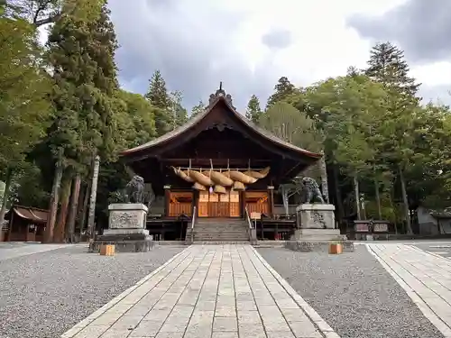 諏訪大社下社秋宮(長野県)