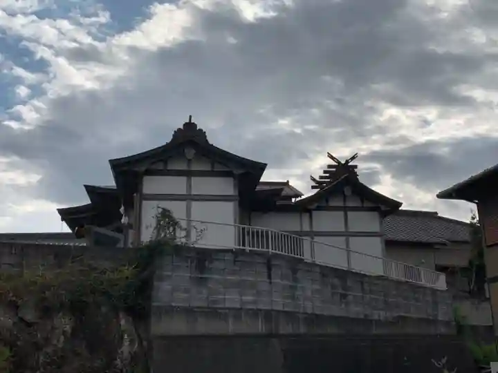 熊野神社の本殿・本堂