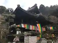 岡寺(龍蓋寺)の本殿・本堂