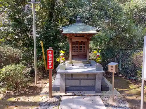 水間寺の{uncategorized: "未分類", other: "その他", undefined: "問題あり", building: "その他建物", grave: "お墓", sacred_gate: "鳥居", guardian: "狛犬", statue: "像", buddha: "仏像", history: "歴史", nature: "自然", garden: "庭園", animal: "動物", pagoda: "塔", temizu: "手水舎", mountain_gate: "山門・神門", sanctuary: "本殿・本堂", subordinate: "末社・摂社", art: "芸術", scenery: "景色", jizo: "地蔵", ema: "絵馬", goshuin: "御朱印", omikuji: "おみくじ", items: "授与品その他", amulet: "お守り", goshuincho: "御朱印帳", eats: "食事", festival: "お祭り", votive_dance: "神楽", shichigosan: "七五三参", wedding: "結婚式", experience: "体験その他", initially: "初詣", around: "周辺", anti_infection: "感染症対策"}