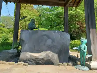 廣渡寺の{uncategorized: "未分類", other: "その他", undefined: "問題あり", building: "その他建物", grave: "お墓", sacred_gate: "鳥居", guardian: "狛犬", statue: "像", buddha: "仏像", history: "歴史", nature: "自然", garden: "庭園", animal: "動物", pagoda: "塔", temizu: "手水舎", mountain_gate: "山門・神門", sanctuary: "本殿・本堂", subordinate: "末社・摂社", art: "芸術", scenery: "景色", jizo: "地蔵", ema: "絵馬", goshuin: "御朱印", omikuji: "おみくじ", items: "授与品その他", amulet: "お守り", goshuincho: "御朱印帳", eats: "食事", festival: "お祭り", votive_dance: "神楽", shichigosan: "七五三参", wedding: "結婚式", experience: "体験その他", initially: "初詣", around: "周辺", anti_infection: "感染症対策"}