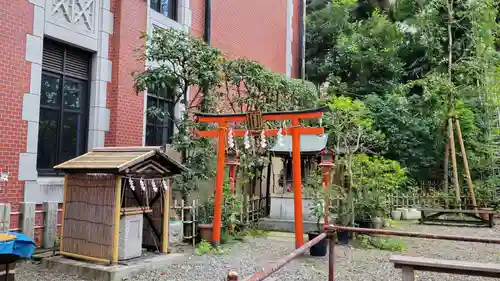 三田春日神社の末社・摂社