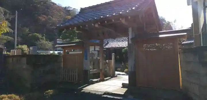 蓮乗院の山門・神門