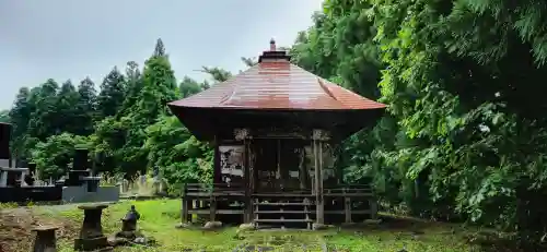 泉蔵院（鮎貝観音堂）の本殿・本堂