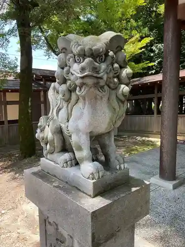 六所社（金城町）の狛犬