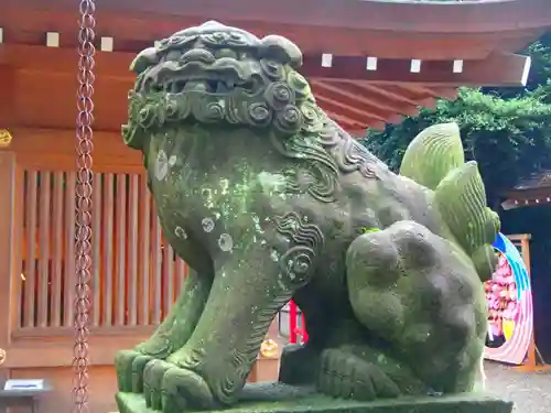 岩槻久伊豆神社の狛犬