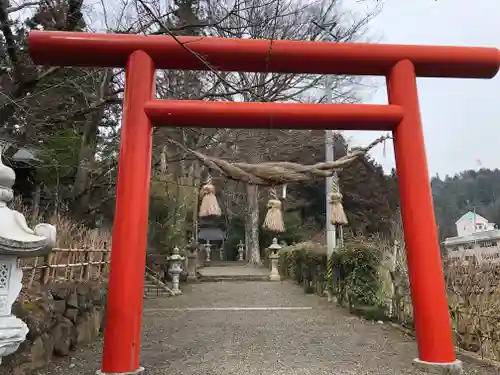 白和瀬神社の鳥居