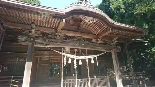 彌高神社の本殿