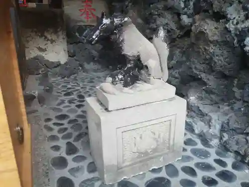 くまくま神社(導きの社 熊野町熊野神社)の狛犬