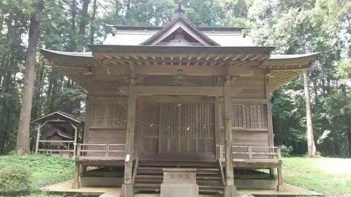 八幡神社の本殿・本堂