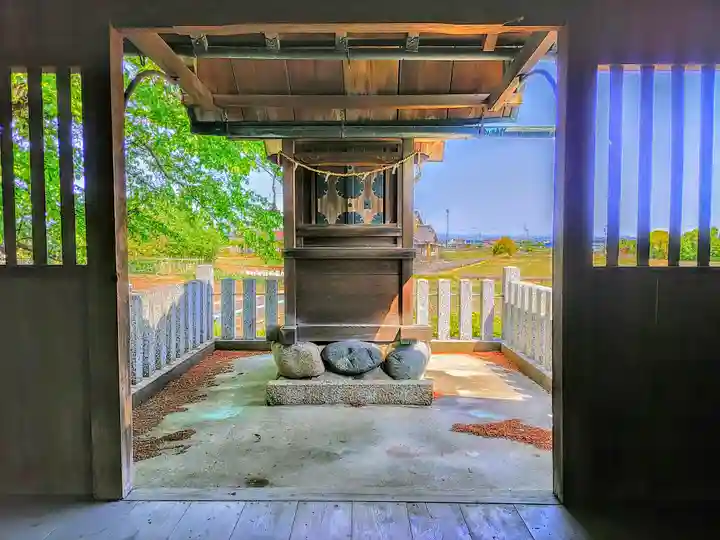 天神社(萩原町西宮重)の本殿・本堂