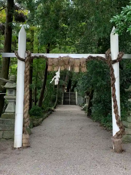 飯野高宮神山神社の鳥居