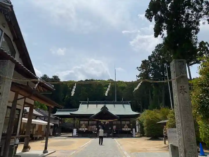 安仁神社の本殿・本堂