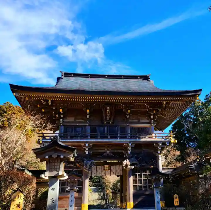 秋葉山本宮 秋葉神社 上社の山門・神門