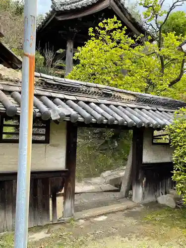 台鏡寺の山門