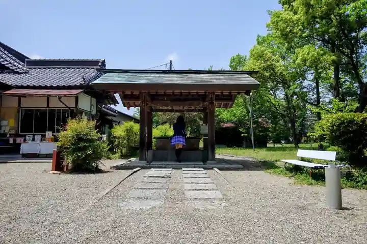 作楽神社の手水舎
