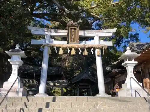 事任八幡宮の鳥居