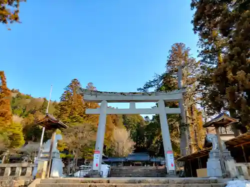 飛騨一宮水無神社の鳥居